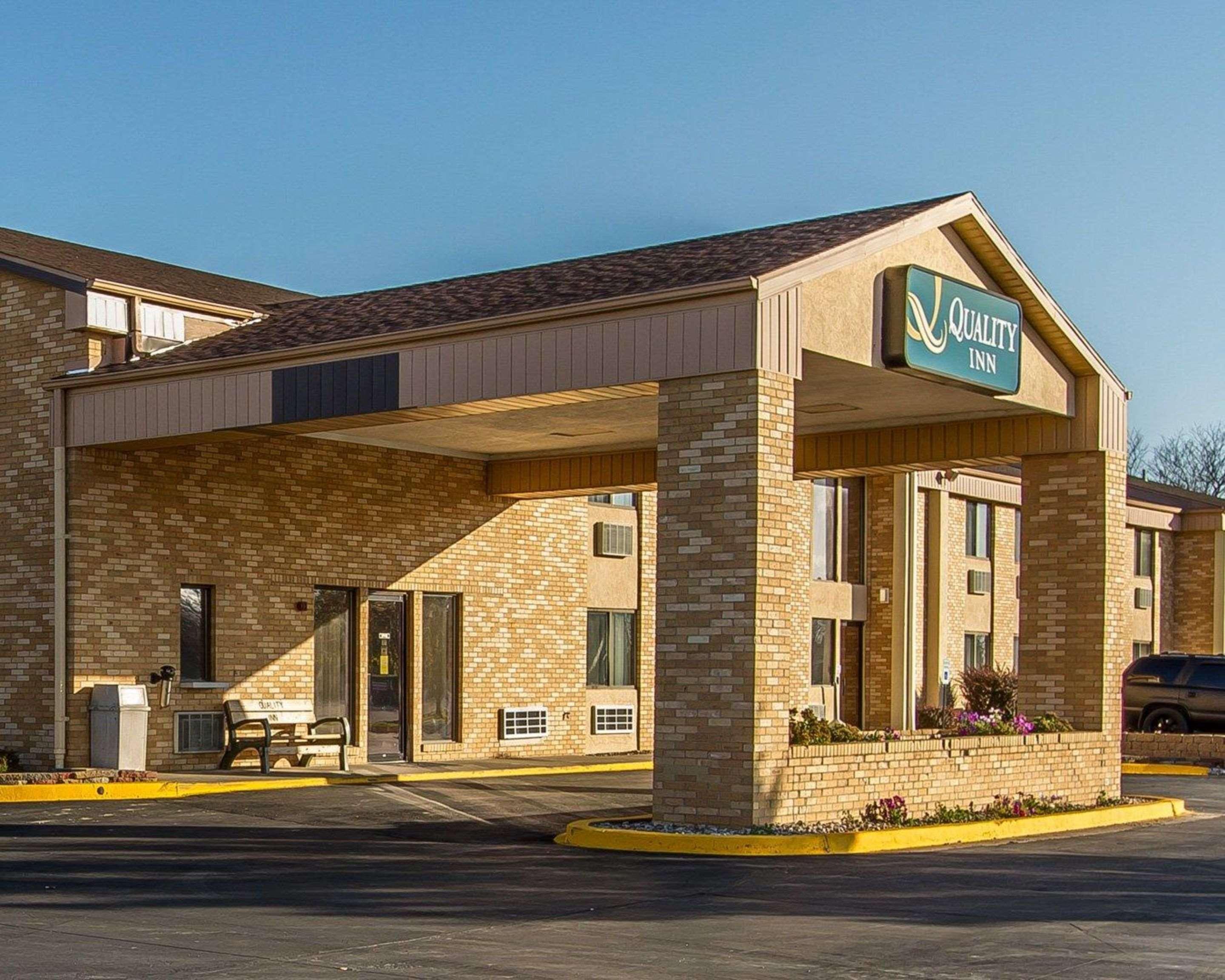 Quality Inn Burlington Near Hwy 34 Ngoại thất bức ảnh